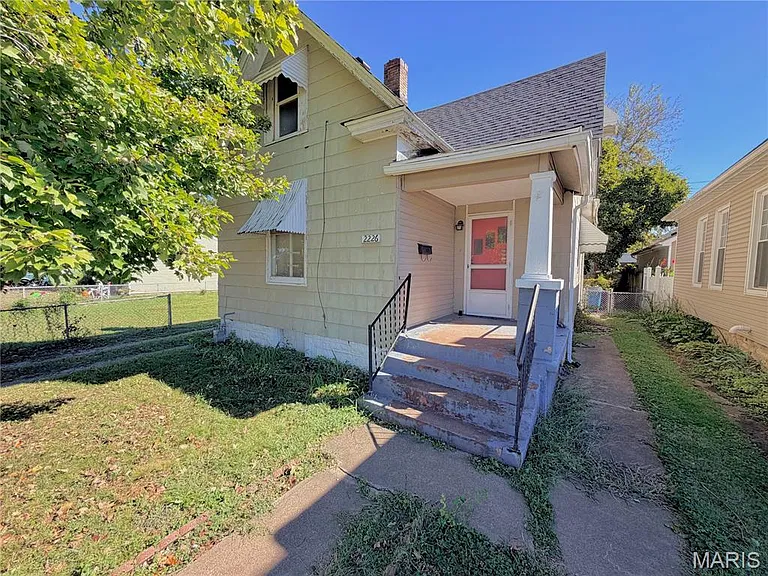 Affordable Illinois Property in Granite City — A Home With Renovation Potential