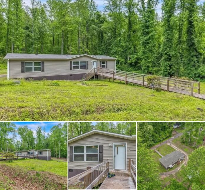 Nearly 2 Acres in South Carolina—And a 3-Bedroom Home!