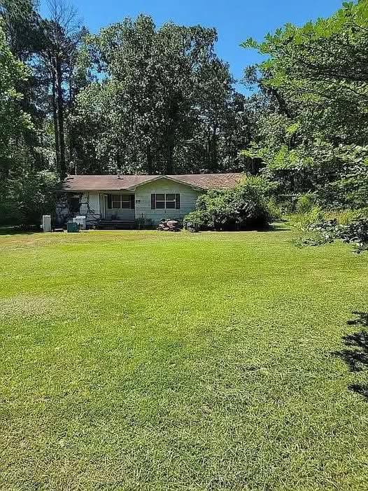 Secluded Home on a Quiet Dead-End Road