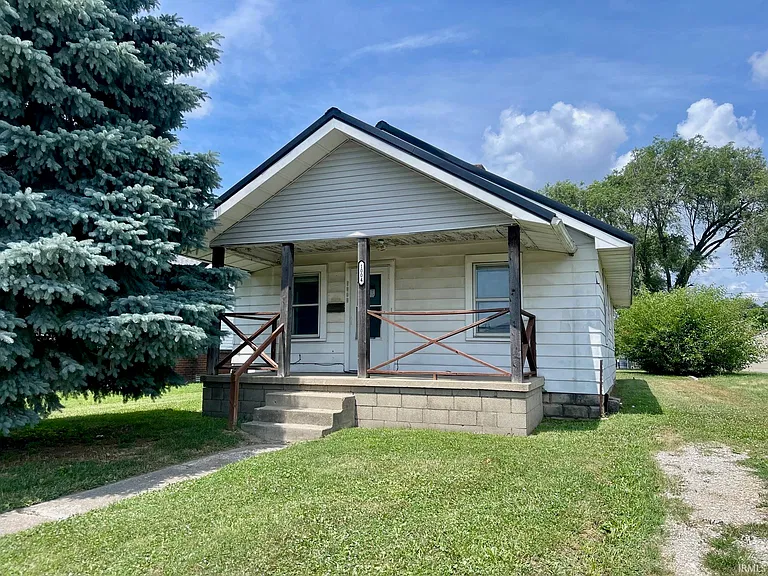 Indiana Home for $84,900 — 2 Bedrooms, Hardwood Floors, and a Spacious Yard in Kokomo