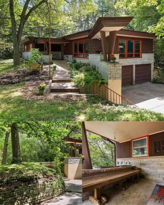 Beautiful 1960 Wisconsin Ranch on 0.58 Acres With 2 Fireplaces & a Finished Basement for $383,000!