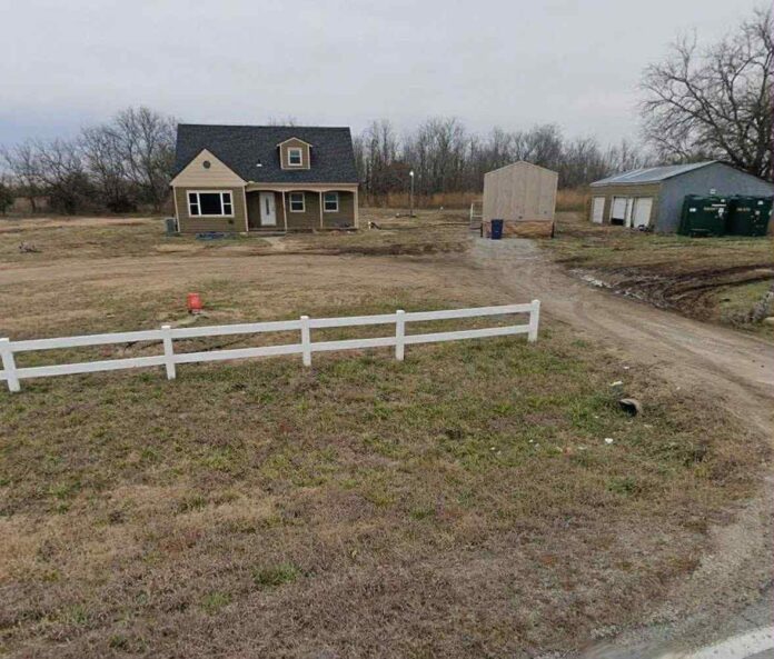 4.2 Acres in Kansas! 4-Bedroom Fixer-Upper with 3-Car Garage for $50,000