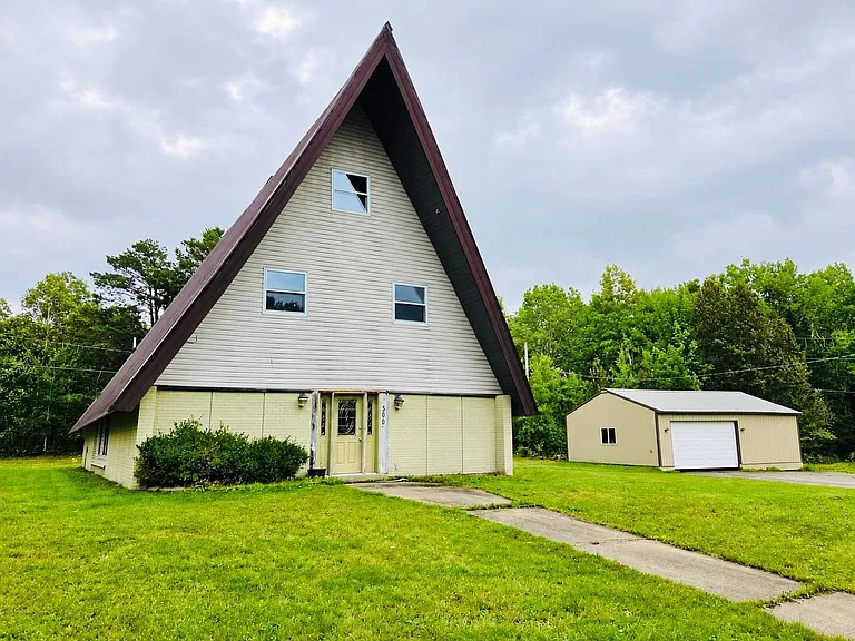 Minnesota A-Frame Home for $149,900 With 4 Bedrooms, 3 Bathrooms and 1.61 Acres