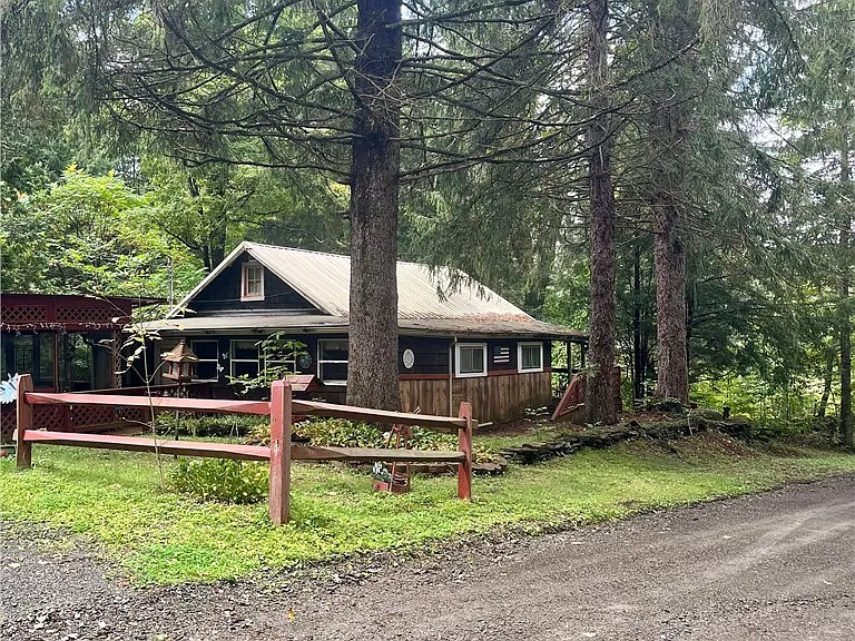 New York Country Property Near Lowman With Rural Charm and Potential to Make It Your Own