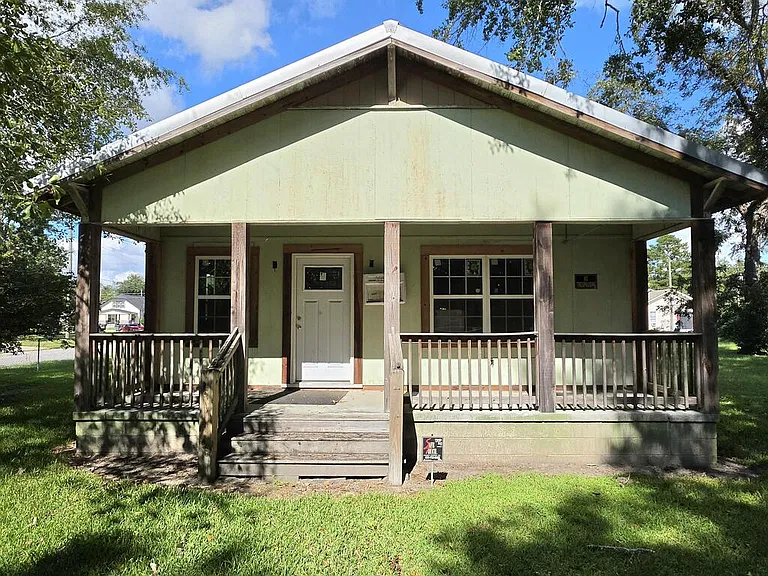 Thomasville, Georgia Fixer-Upper With 3 Bedrooms, 3 Bathrooms & Major Renovation Work Already Started