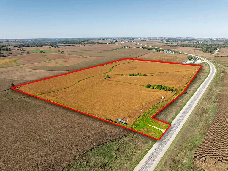 Iowa Farmland Auction Featuring 56.92 Acres of Productive Cropland Near Decorah