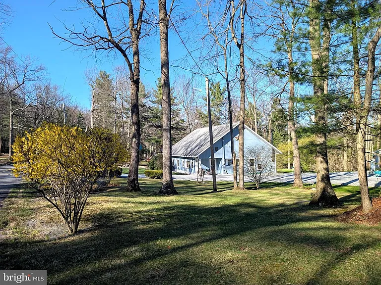 Price-Reduced Pennsylvania Hunting Cabin With 3 Bedrooms Near 85,500 Acres of Forest