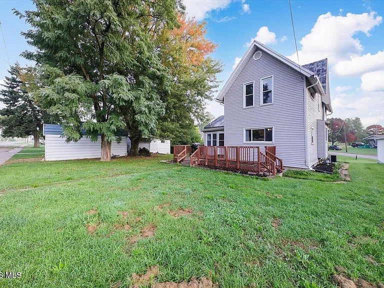 Ohio Home With Small-Town Charm and Potential to Create Your Ideal Living Space