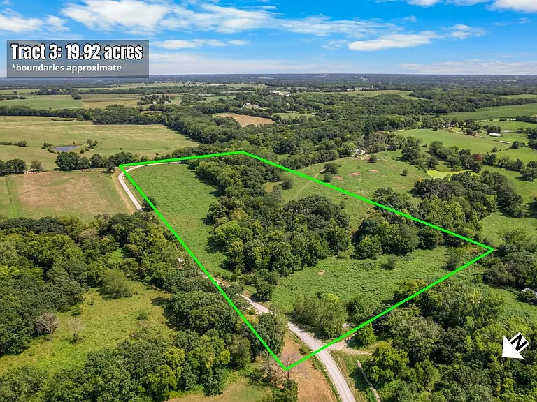 Missouri Country Land Auction With 19.92 Acres, Mature Timber and a Beautiful Potential Homesite