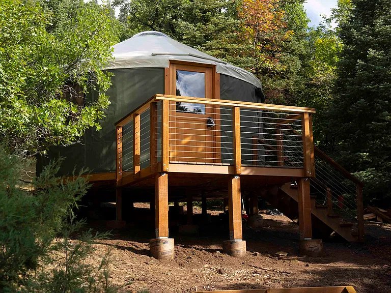 Modern Forest Yurt With Solar Power, a Fire Pit Lounge and Mountain Adventure Nearby